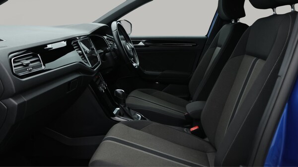 Used Volkswagen T-Roc 2021 for sale - 76283608: Photo 15