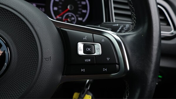 Used Volkswagen T-Roc 2021 for sale - 76283608: Photo 24