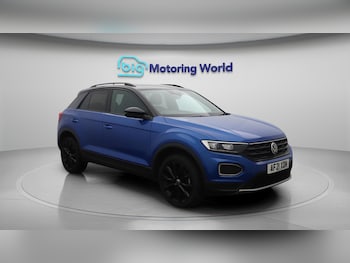 Used Volkswagen T-Roc 2021 for sale - 76283608: Photo 2