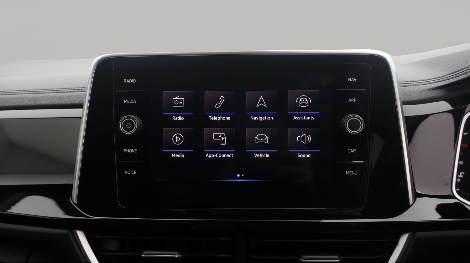 Used Volkswagen T-Roc 2023 for sale - 77363836: Photo 11