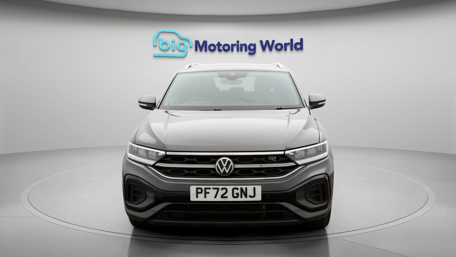 Used Volkswagen T-Roc 2023 for sale - 77363836: Photo 2