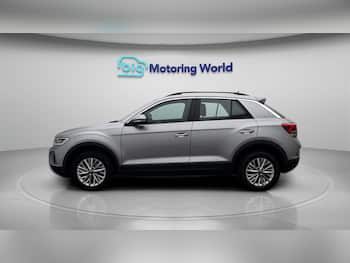 Used Volkswagen T-Roc 2023 for sale - 79672916: Photo