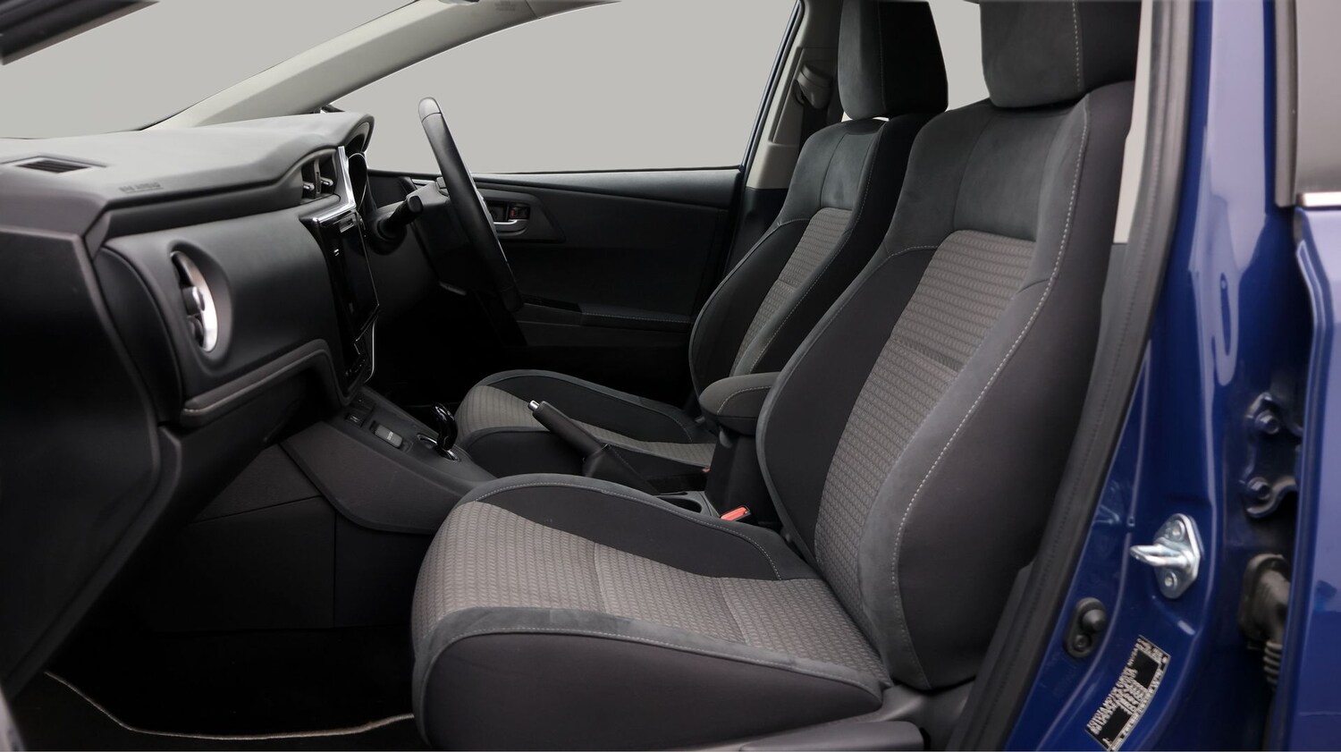 Used Toyota Auris 2019 for sale - 77675122: Photo 14