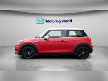 Used MINI Hatch 2021 for sale - 78813182: Photo