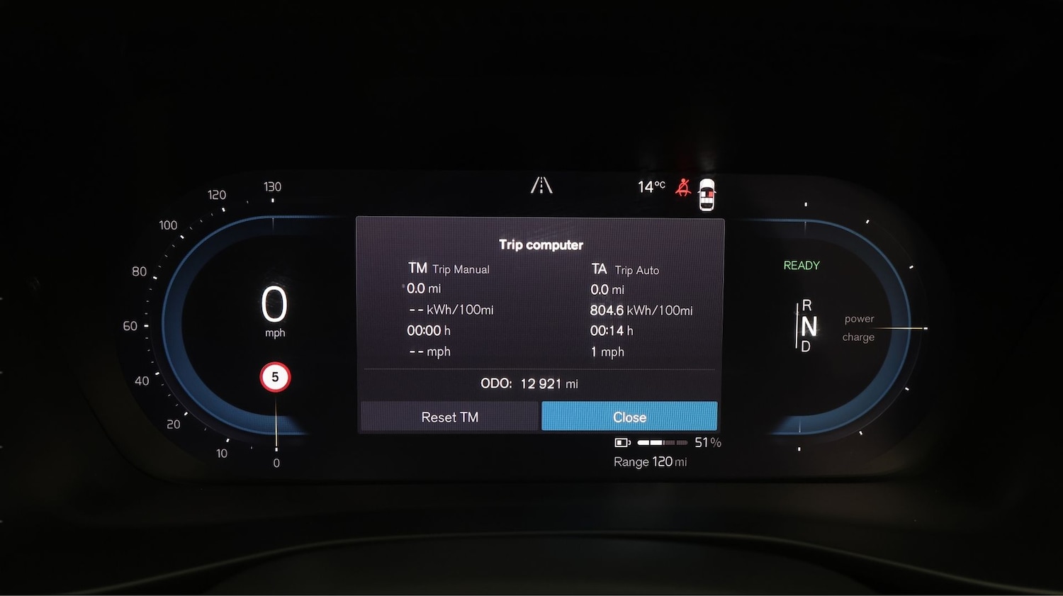 Used Volvo XC40 2023 for sale - 77851581: Photo 10