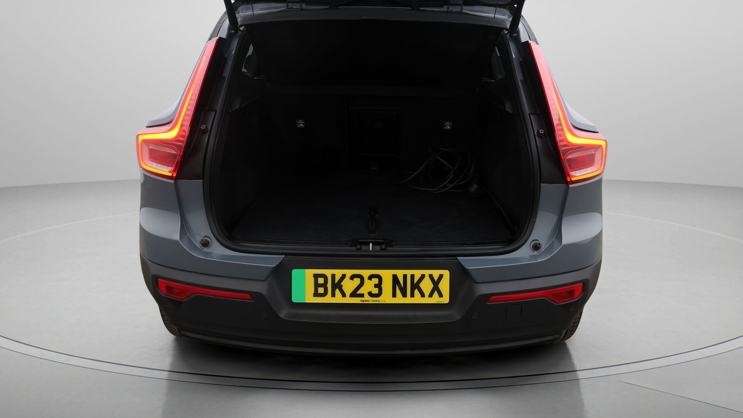 Used Volvo XC40 2023 for sale - 77851581: Photo 17