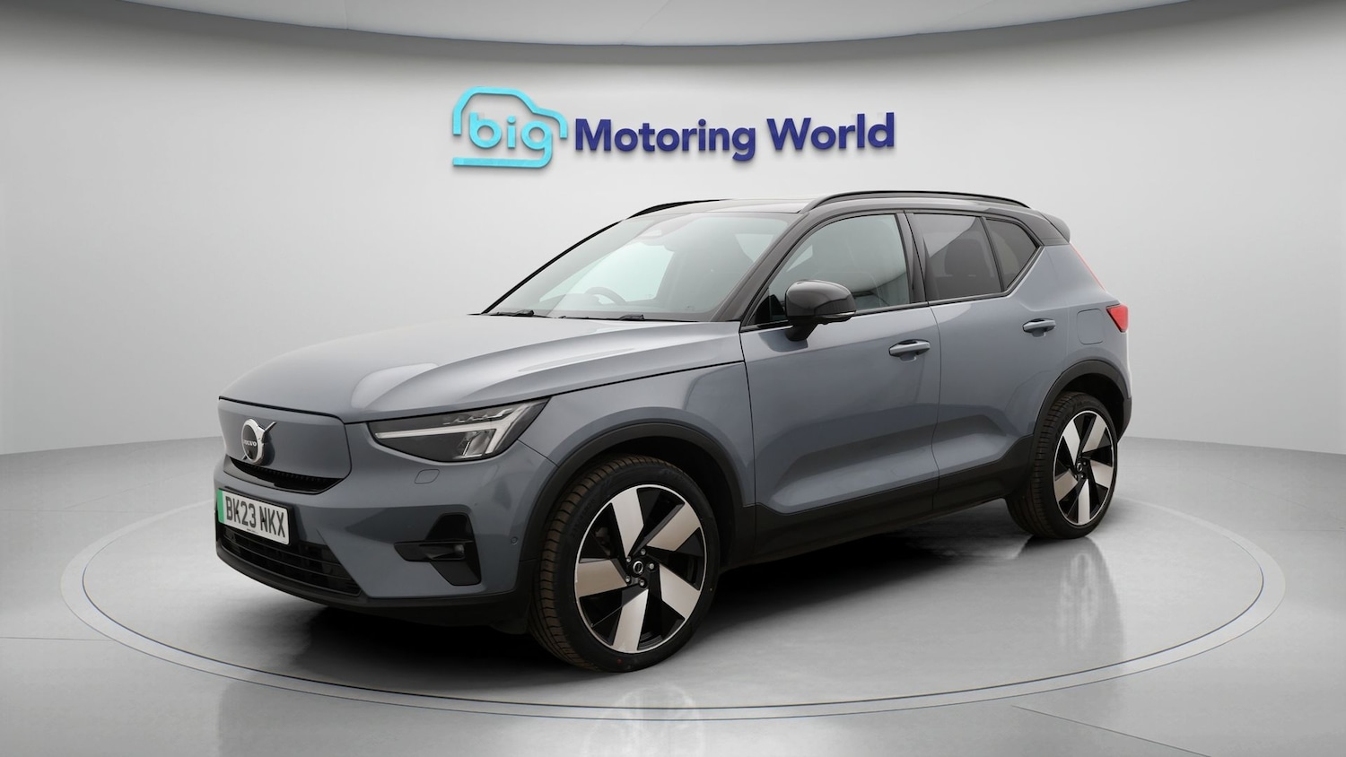 Used Volvo XC40 2023 for sale - 77851581: Photo 3