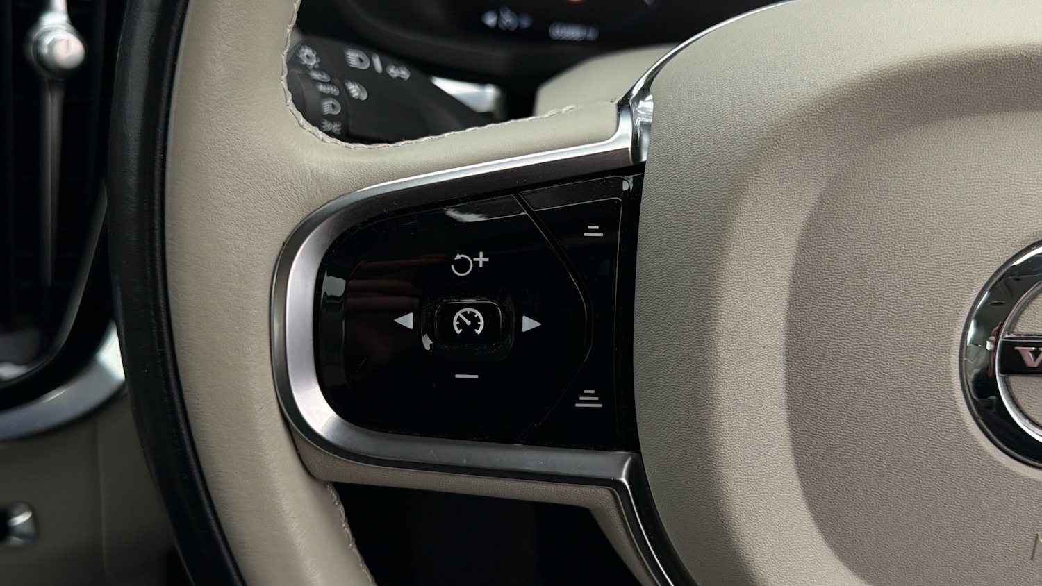 Used Volvo S60 2021 for sale - 78004874: Photo 23