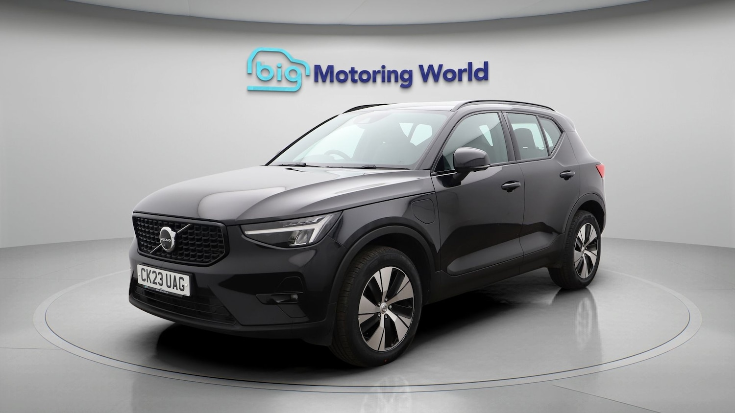 Used Volvo XC40 2023 for sale - 77822099: Photo 3