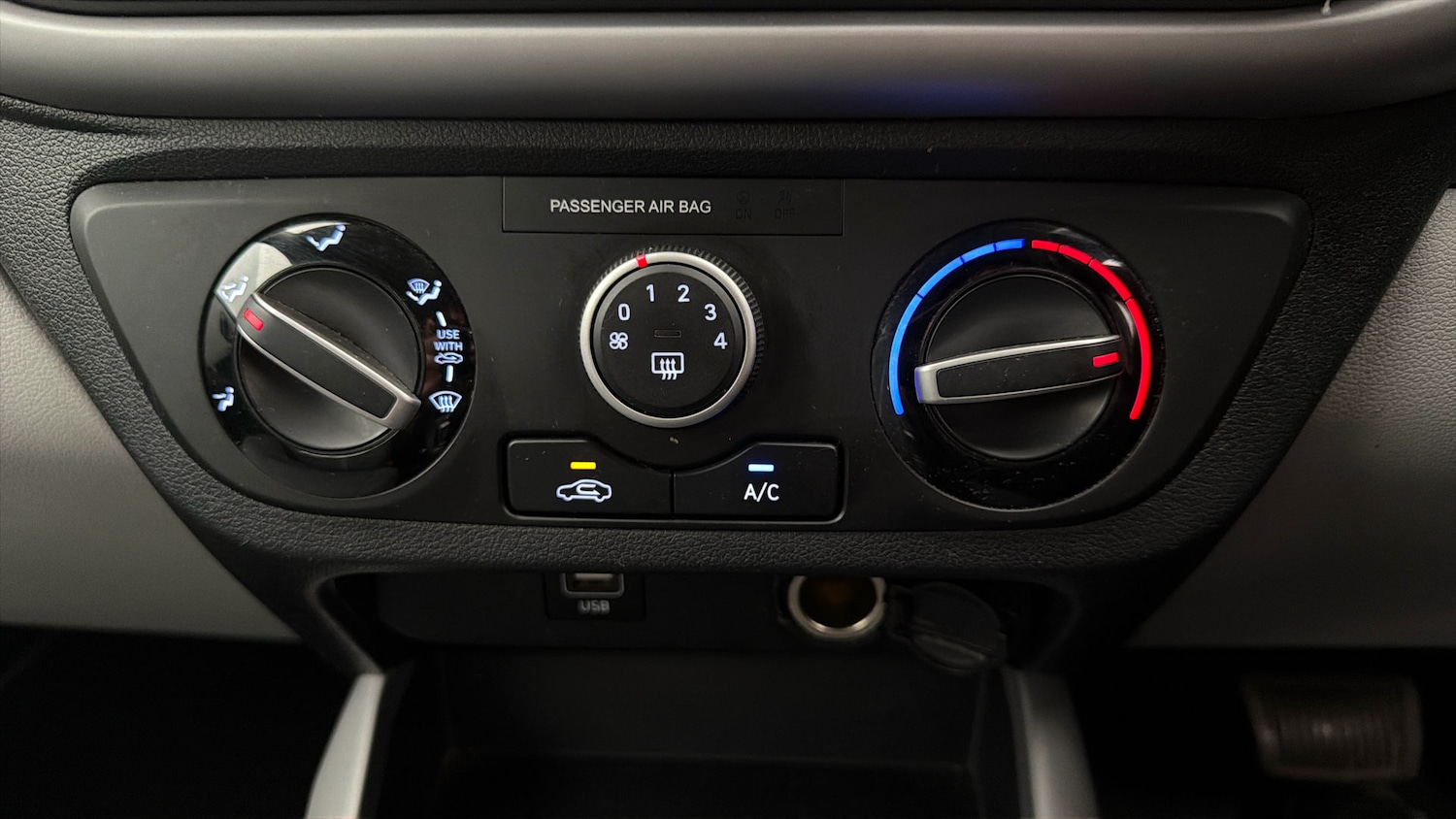 Used Hyundai i10 2020 for sale - 78024617: Photo 11