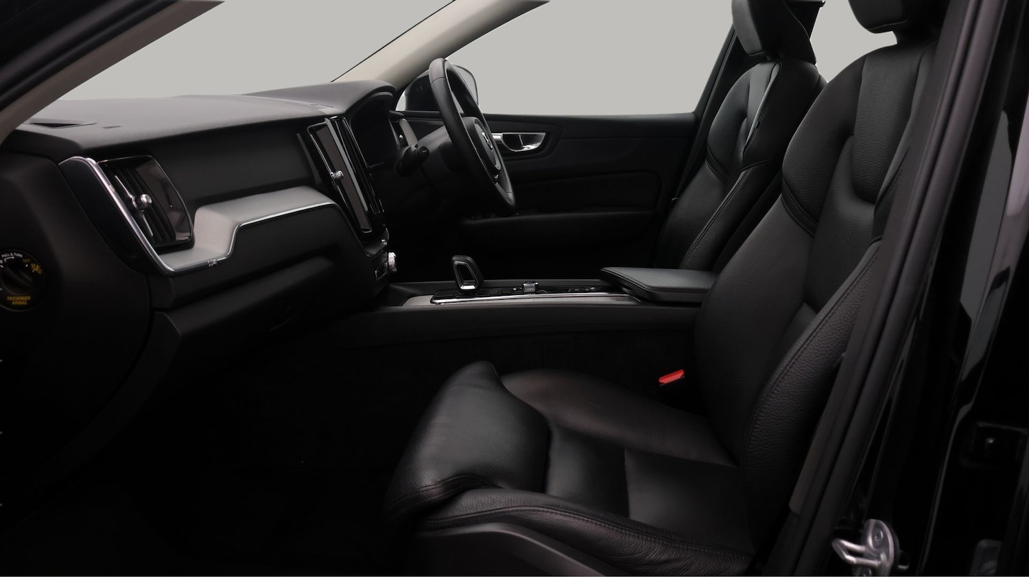 Used Volvo XC60 2022 for sale - 77181498: Photo 14