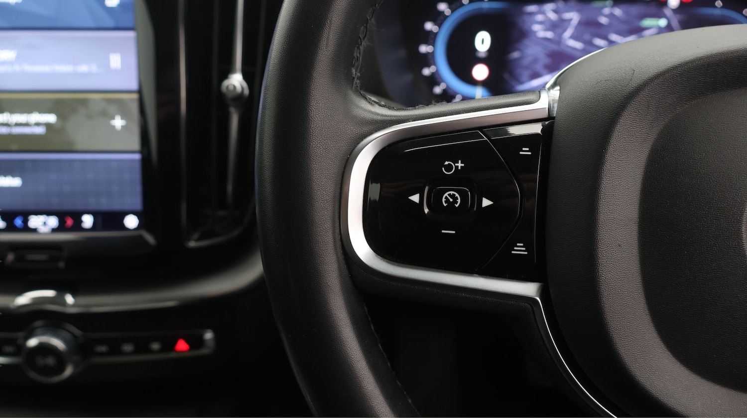 Used Volvo XC60 2022 for sale - 77181498: Photo 23