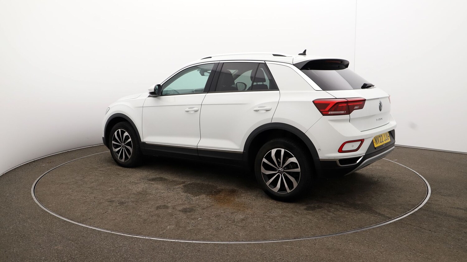 Used Volkswagen T-Roc for sale - 76809732: Photo 27