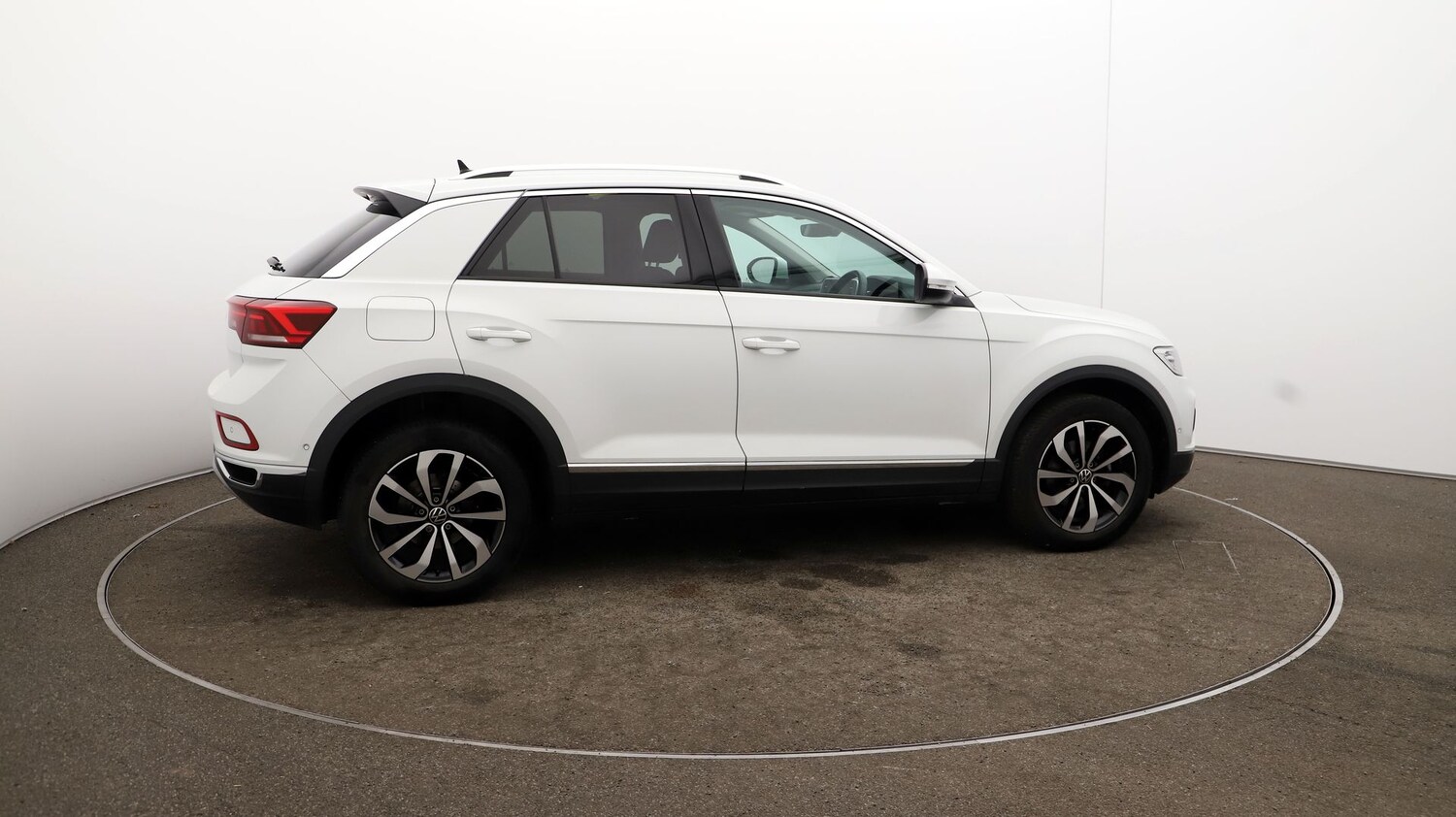 Used Volkswagen T-Roc for sale - 76809732: Photo 43