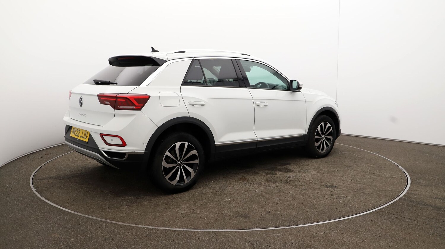 Used Volkswagen T-Roc for sale - 76809732: Photo 45