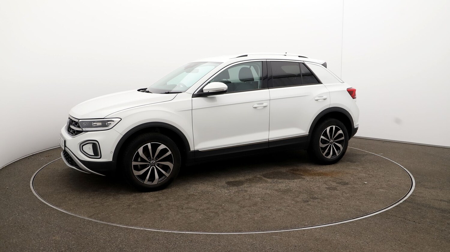 Used Volkswagen T-Roc for sale - 76809732: Photo 59
