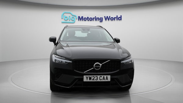Used Volvo XC60 2023 for sale - 76306877: Photo 3