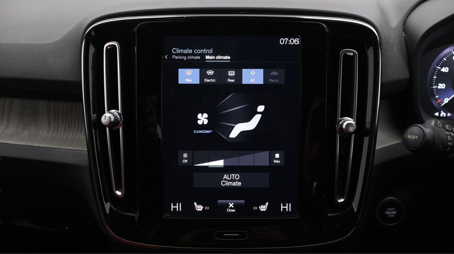 Used Volvo XC40 2020 for sale - 77508299: Photo 12