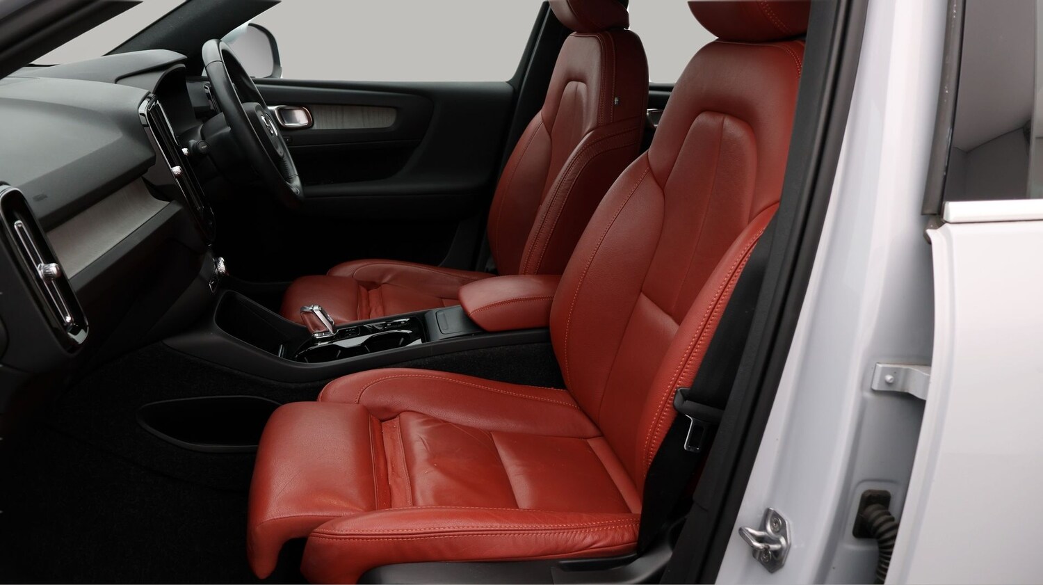 Used Volvo XC40 2020 for sale - 77508299: Photo 14