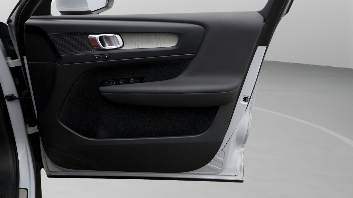 Used Volvo XC40 2020 for sale - 77508299: Photo 15