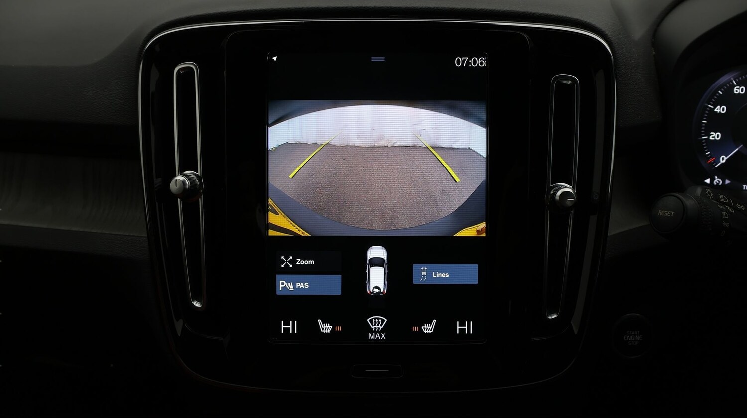 Used Volvo XC40 2020 for sale - 77508299: Photo 21