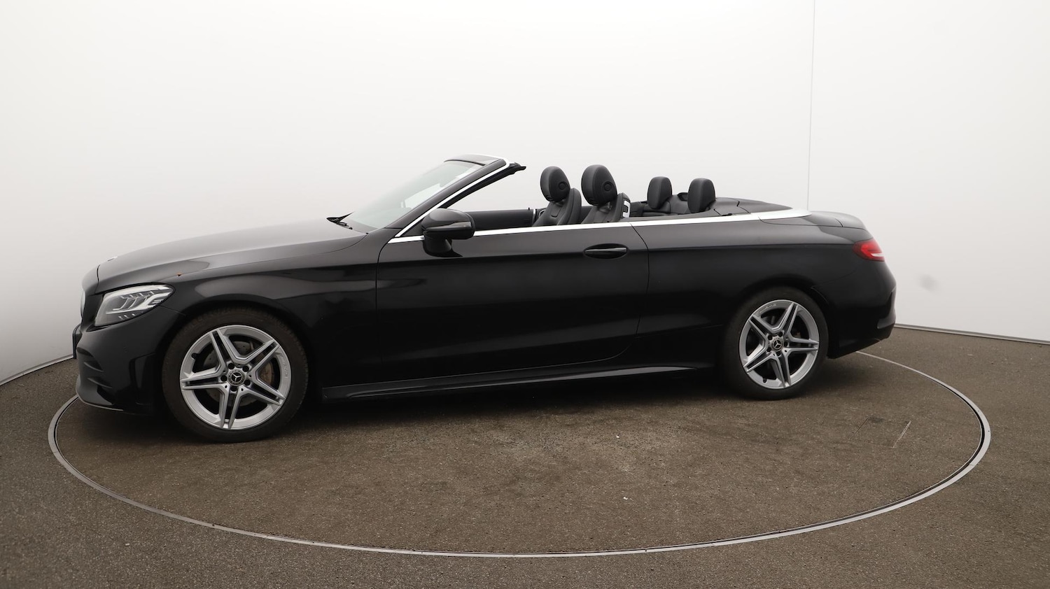 Used Mercedes-Benz C-Class 2018 for sale - 76179536: Photo 70