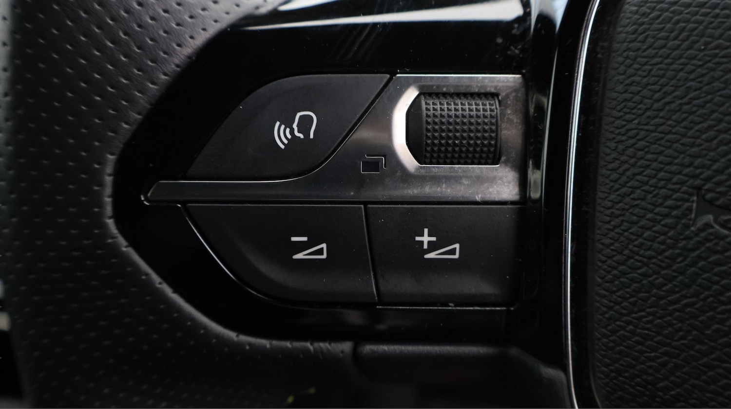 Used Peugeot 208 2022 for sale - 77536341: Photo 22