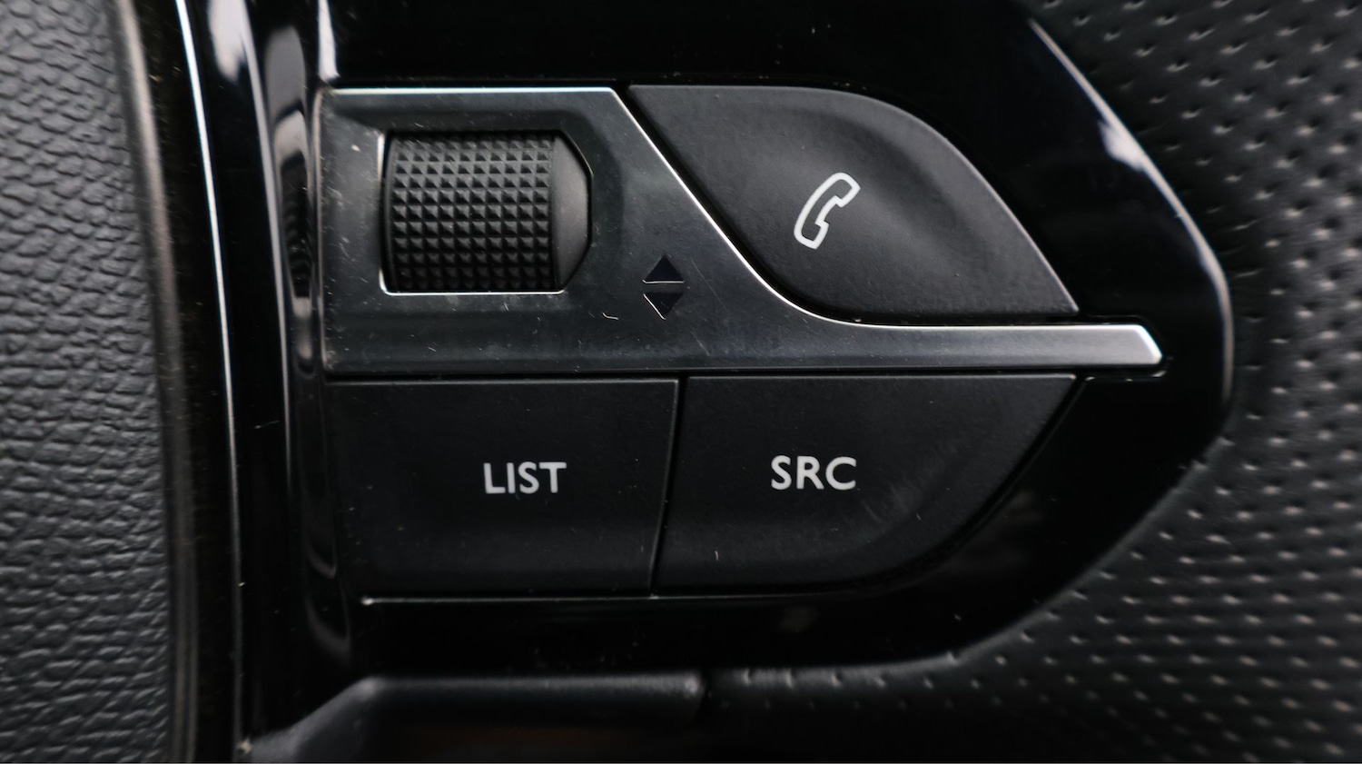 Used Peugeot 208 2022 for sale - 77536341: Photo 24