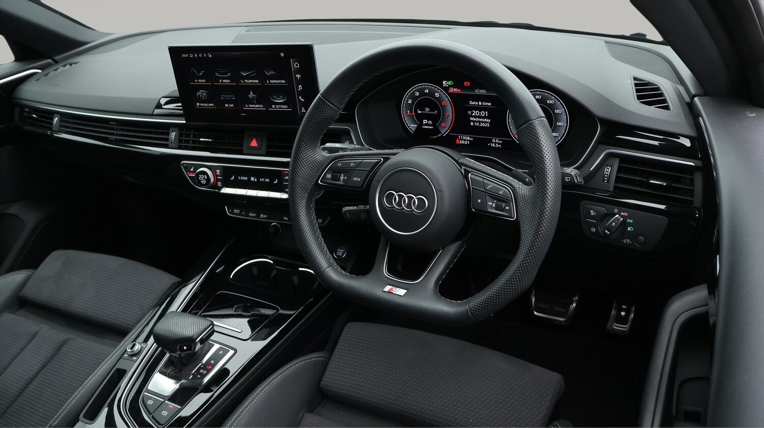 Used Audi A4 Avant 2023 for sale - 76240129: Photo 10