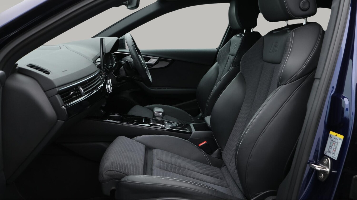 Used Audi A4 Avant 2023 for sale - 76240129: Photo 15