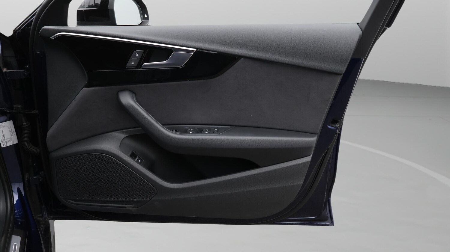 Used Audi A4 Avant 2023 for sale - 76240129: Photo 16