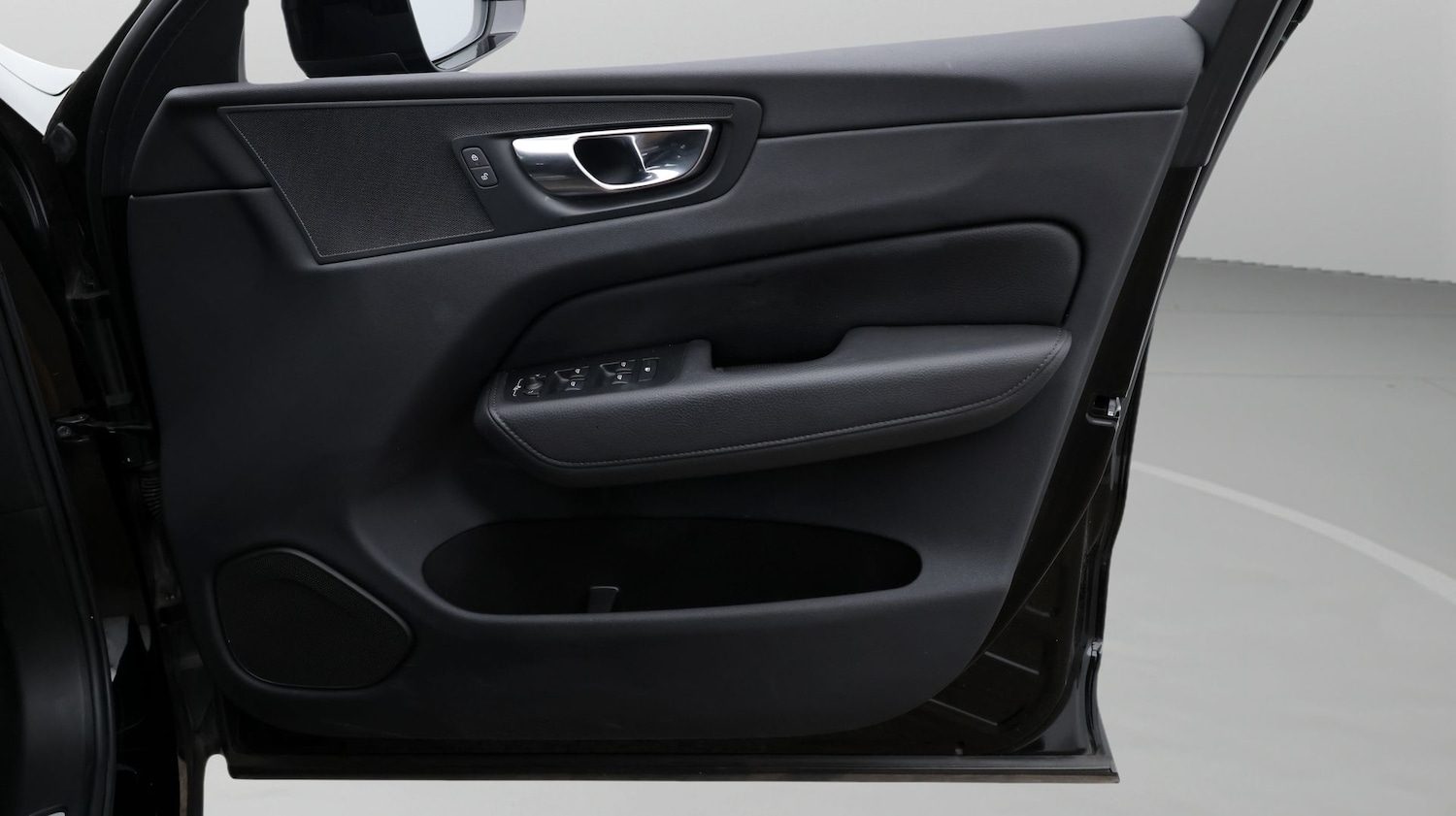 Used Volvo XC60 2022 for sale - 77915803: Photo 15