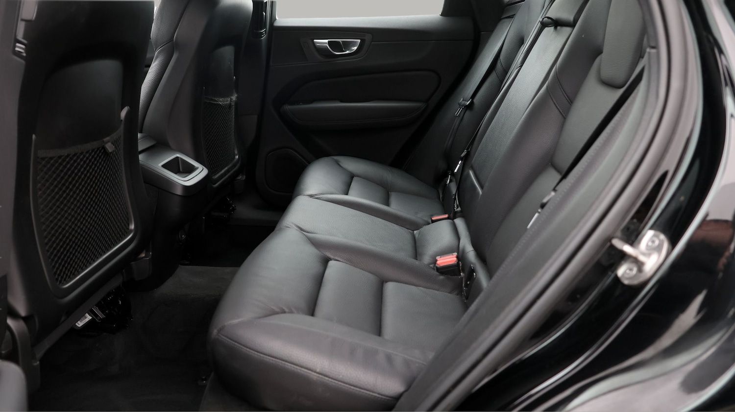 Used Volvo XC60 2022 for sale - 77915803: Photo 16