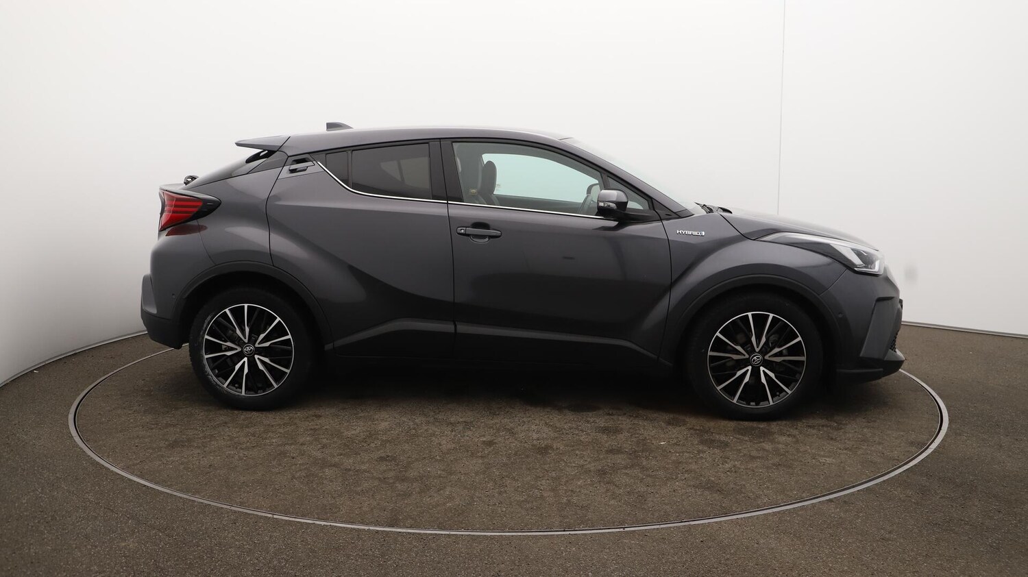 Used Toyota C-HR 2020 for sale - 76538040: Photo 49