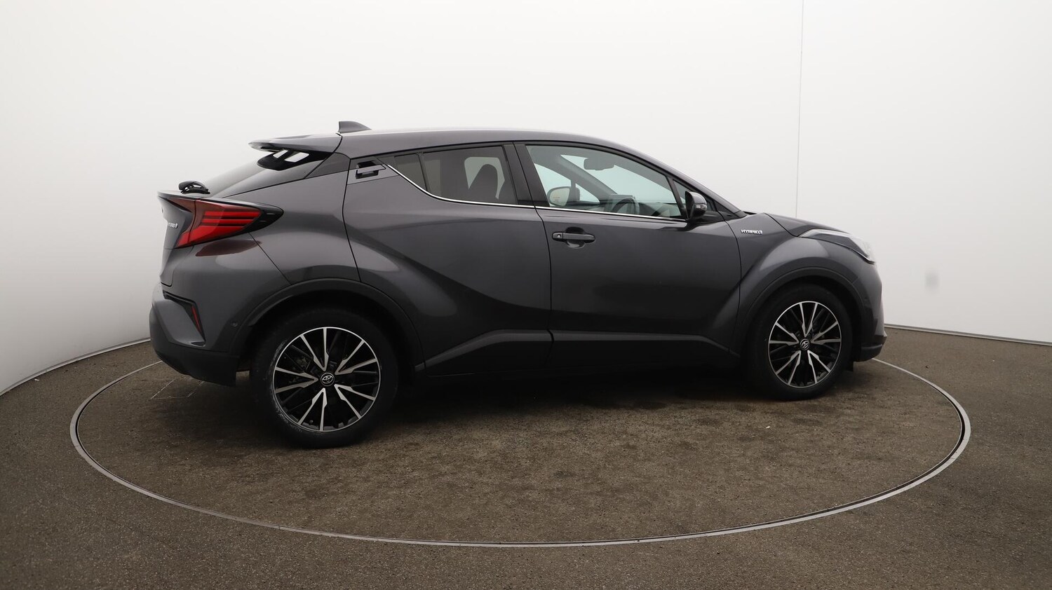 Used Toyota C-HR 2020 for sale - 76538040: Photo 51
