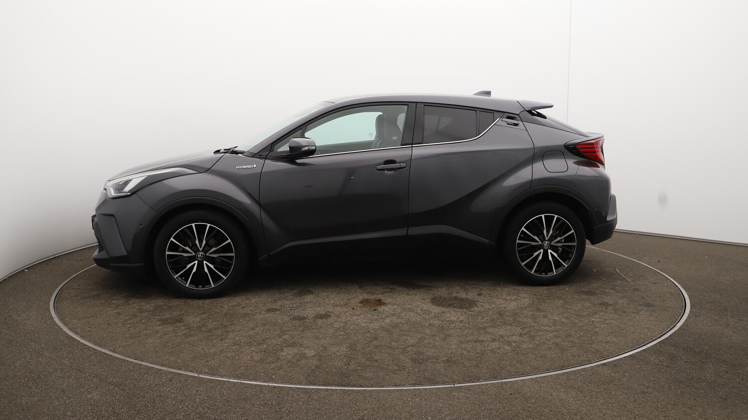 Used Toyota C-HR 2020 for sale - 76538040: Photo 65