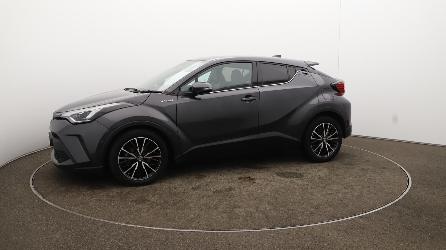 Used Toyota C-HR 2020 for sale - 76538040: Photo 67