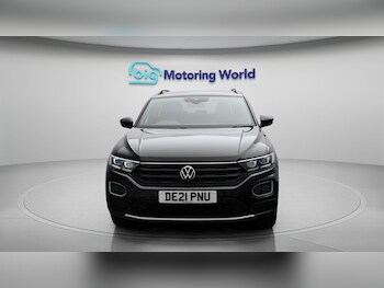 Used Volkswagen T-Roc 2021 for sale - 78438953: Photo