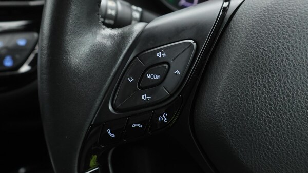 Used Toyota C-HR 2020 for sale - 76189149: Photo 24