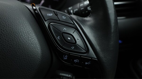 Used Toyota C-HR 2020 for sale - 76189149: Photo 25