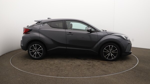 Used Toyota C-HR 2020 for sale - 76189149: Photo 49