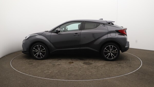 Used Toyota C-HR 2020 for sale - 76189149: Photo 64