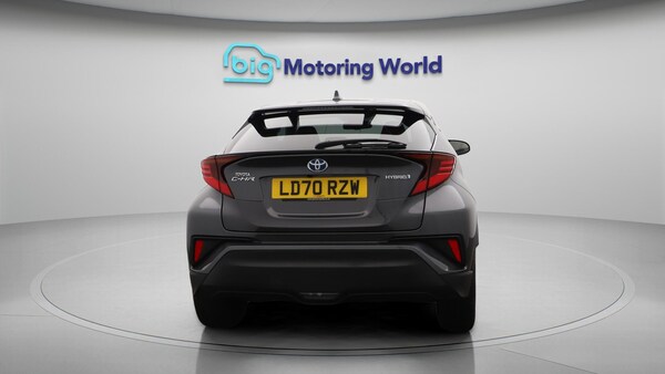 Used Toyota C-HR 2020 for sale - 76189149: Photo 7