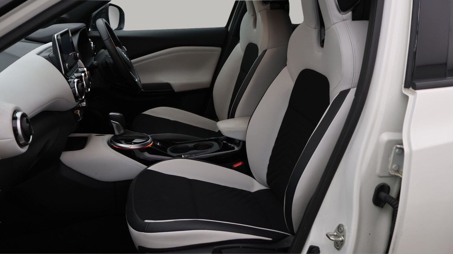 Used Nissan Juke 2021 for sale - 77589397: Photo 14