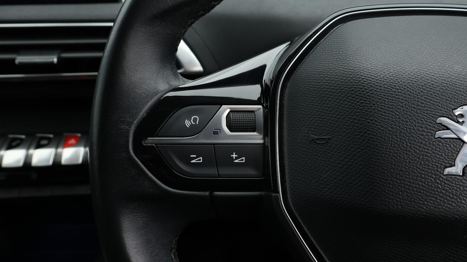 Used Peugeot 5008 2020 for sale - 76060862: Photo 26
