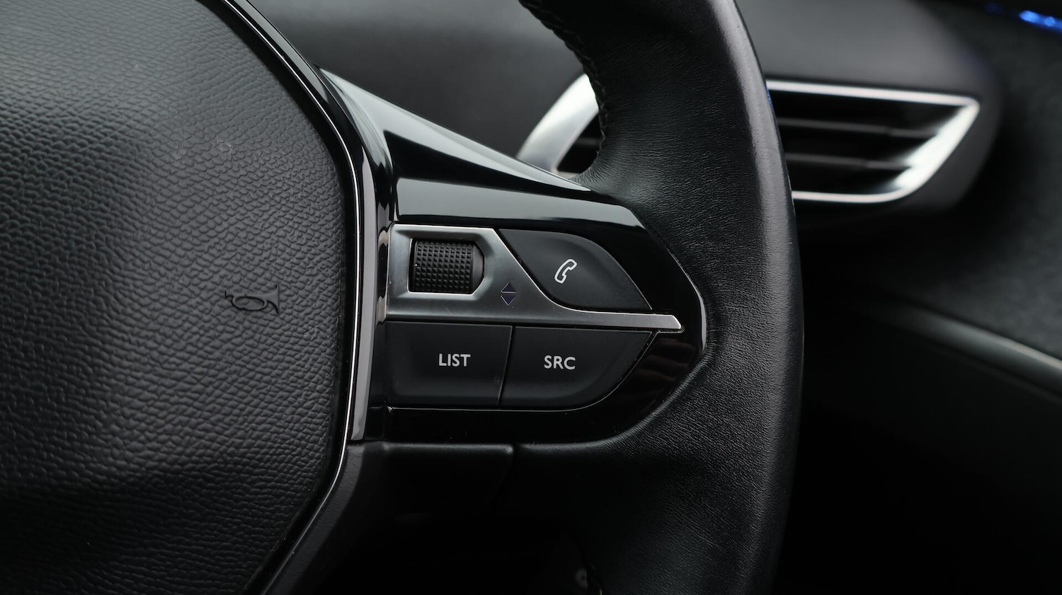 Used Peugeot 5008 2020 for sale - 76060862: Photo 27
