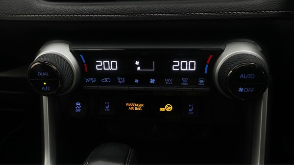 Used Toyota RAV4 2021 for sale - 76246744: Photo 13