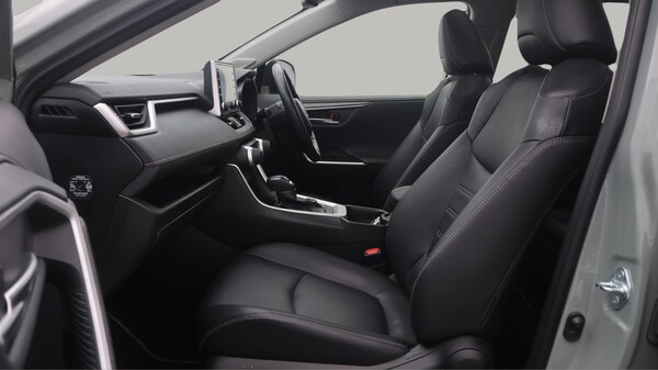 Used Toyota RAV4 2021 for sale - 76246744: Photo 15