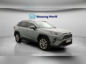 Used Toyota RAV4 2021 for sale - 76246744: Photo 2