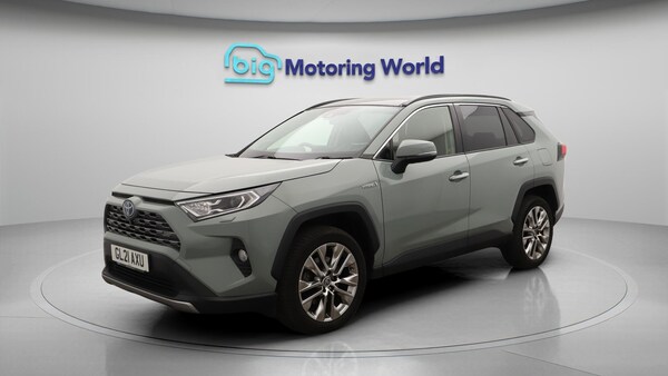 Used Toyota RAV4 2021 for sale - 76246744: Photo 4